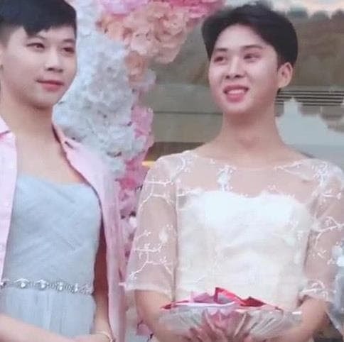 phù dâu xinh hơn cô dâu 0