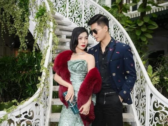 Lệ Quyên khiến hội chị em phải ghen tị khi được tình trẻ tặng quà ngày 20-10 đầy ý nghĩa 4.jpg 0