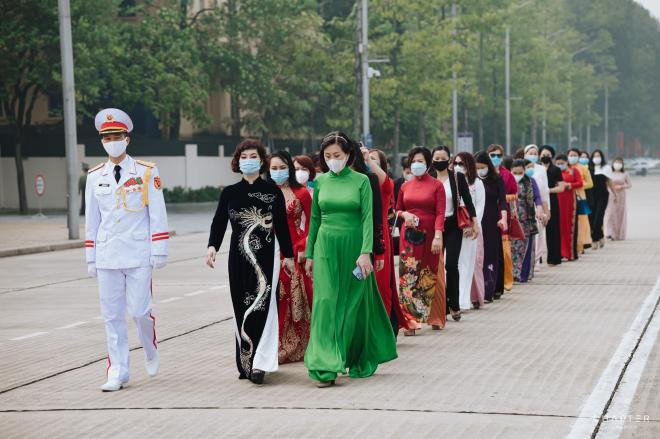 hoi-nu-doanh-nhan-VN-ASEAN-2010 (1).jpg 2