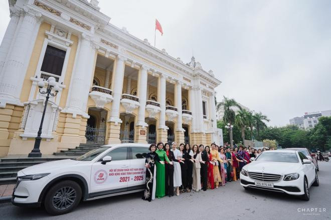 hoi-nu-doanh-nhan-VN-ASEAN-2010 (1).jpg 2