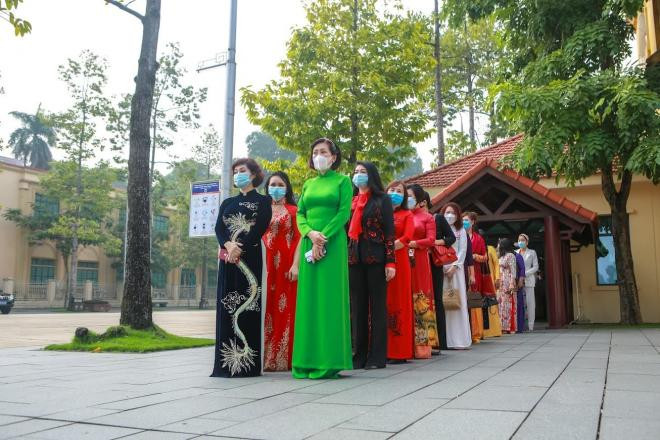 hoi-nu-doanh-nhan-VN-ASEAN-2010 (1).jpg 1
