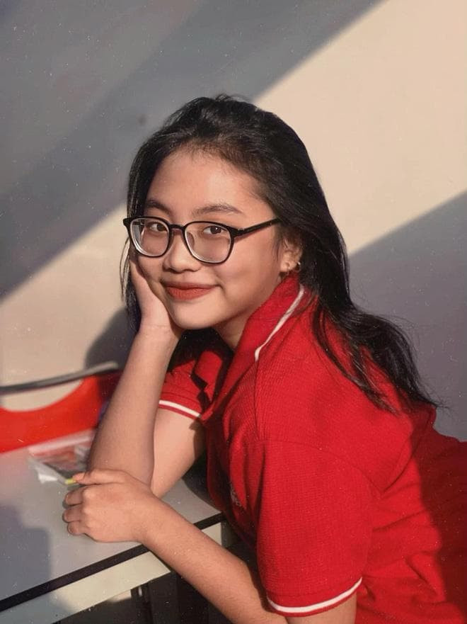 la-ngoi-sao-noi-tieng-va-nhieu-fa-phuong-my-chi-cung-tung-khoc-het-nuoc-mat-khi-bi-de-biu-va-co-lap-2-ngoisaovn-w660-h881 1