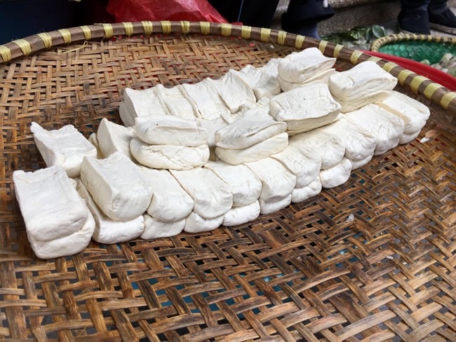 Đậu tương có thể làm thành đậu, tào phớ, sữa đậu. (Ảnh: Internet)