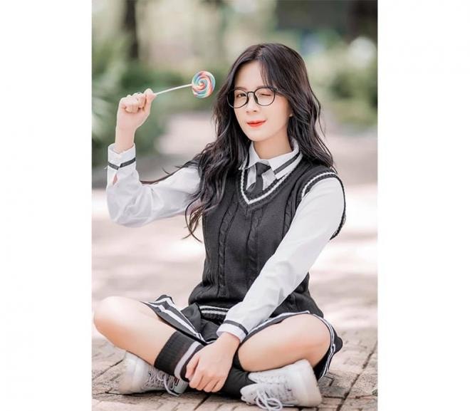 Nhan sắc Nguyễn Hoàng Ngọc Huyền - con gái hot girl của NSƯT Hoàng Hải trong 'Mặt nạ gương' 10