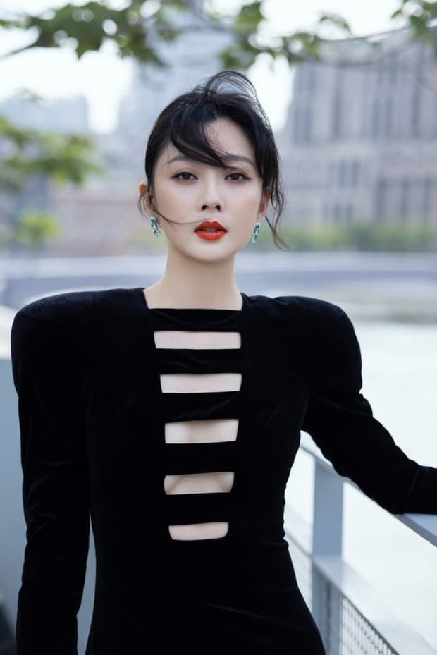 Tại sao Dương quý phi xấu nhất lịch sử Hoa ngữ luôn có một 'vảy máu' trên miệng? Ai cũng nghĩ đó là bệnh nhưng sự thật là... 1