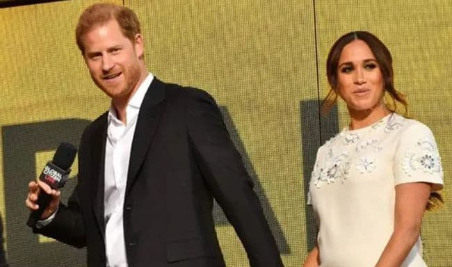 Tại sao Harry sẽ cảm thấy hối hận khi quay lưng với gia đình: Chàng một mình trả giá tất cả còn Meghan cao tay 'ngồi không hưởng lợi', 7 Tại sao Harry sẽ cảm thấy hối hận khi quay lưng với gia đình: Chàng một mình trả giá tất cả còn Meghan cao tay 'ngồi không hưởng lợi', 7
