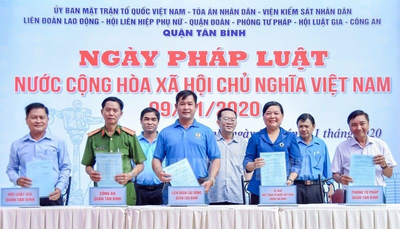 ngay-phap-luat-viet-nam.jpg