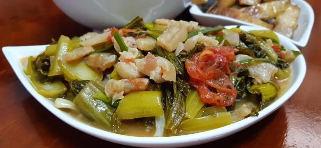 tóp mỡ xào dưa cải  0