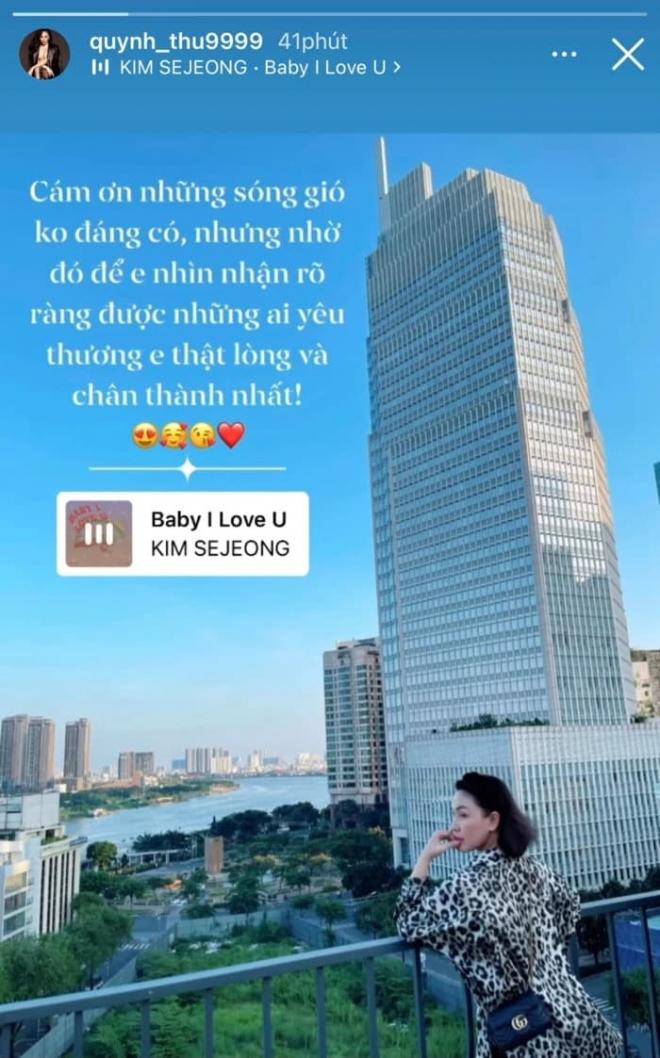 sau-khi-mang-ai-do-dien-kich-lay-long-thuong-quynh-thu-cam-on-song-gio-da-qua-de-nhin-ro-nguoi-yeu-minh-that-long-1-ngoisaovn-w700-h1123 2