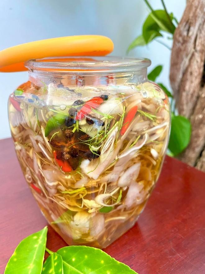 cách làm tai heo ngâm mắm  0