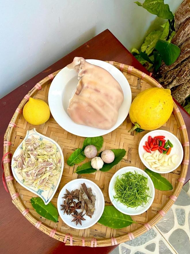 cách làm tai heo ngâm mắm  0