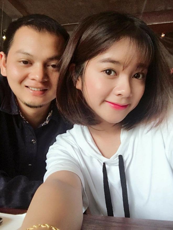 Ngô Lệ Quyên 'Phố trong làng' 0