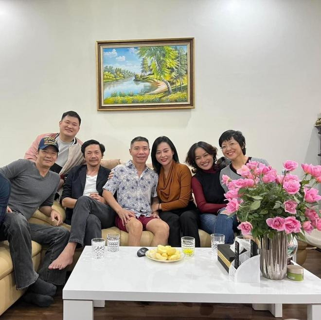 Phương Oanh dao kéo  1