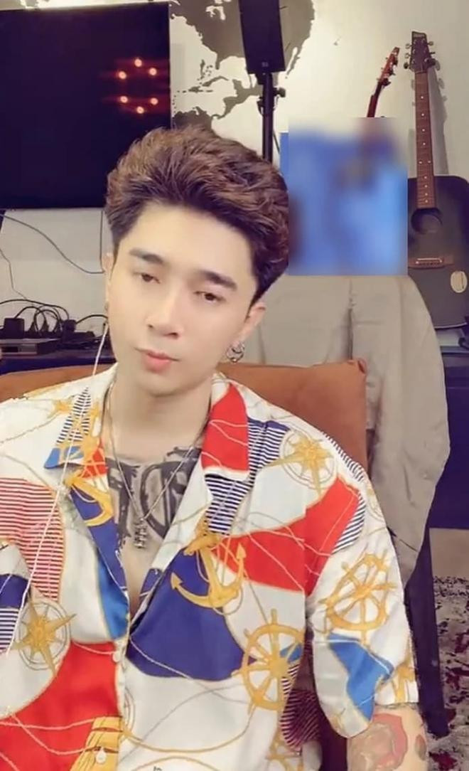 chi-dan-bat-ngo-de-cap-den-lan-ngoc-mot-cach-thoai-mai-tren-song-livestream-sau-don-doan-da-chia-tay-1-ngoisaovn-w700-h1150 3