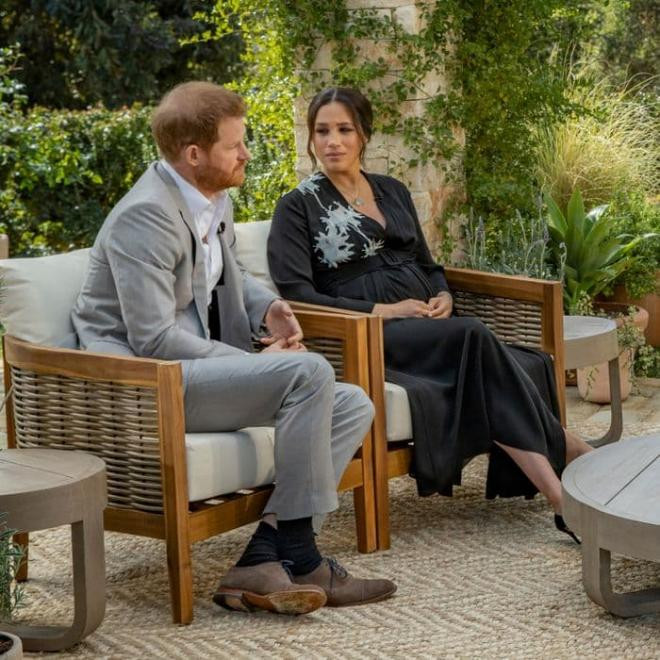 Bị con dâu Meghan dồn vào đường cùng, Thái tử Charles buộc phải phá vỡ nguyên tắc Nữ hoàng thực hiện bấy lâu để làm điều này, thái độ của Harry càng gây tranh cãi 2