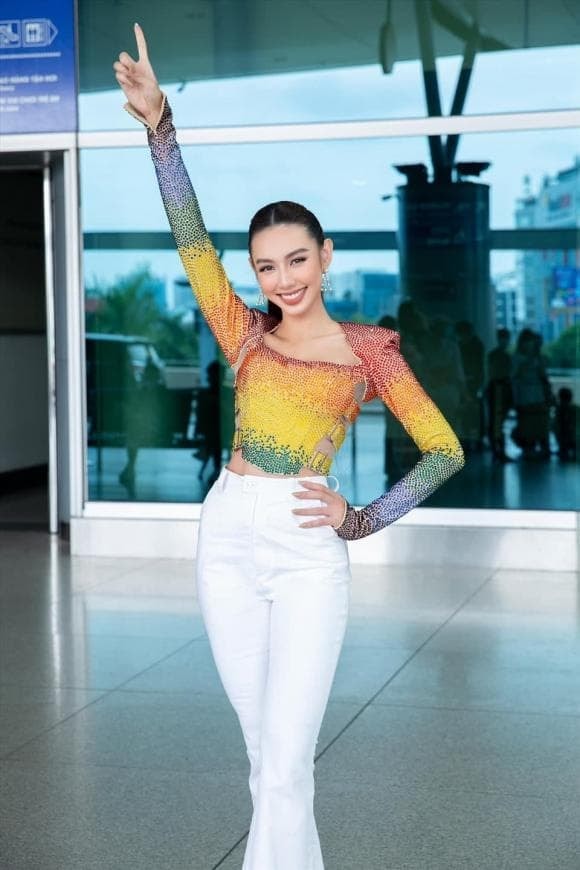 thuy-tien-tai-tsn-2-ngoisaovn-w960-h1441-ngoisaovn-w580-h870.jpg 0