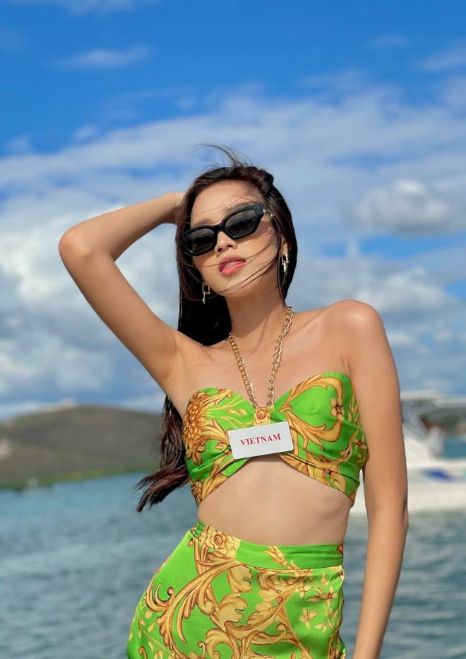 do-ha-xuat-hien-voi-dep-le-lo-dien-ben-dan-doi-thu-tai-miss-world-biet-nguyen-nhan-lai-them-lo-lang-cho-co-6-ngoisaovn-w1450-h2048 5