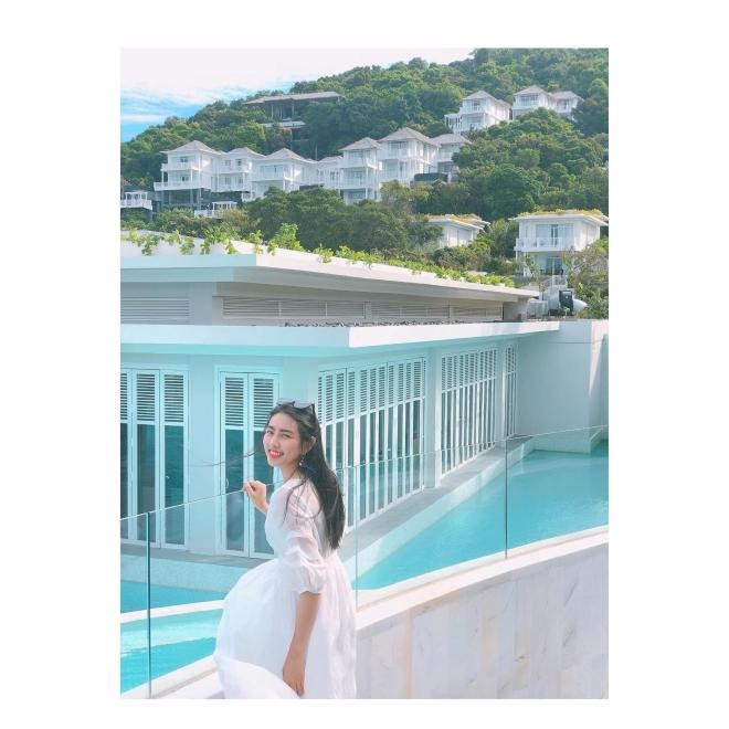 nhan-sac-doi-thuong-va-thuo-moi-vao-showbiz-cua-tan-miss-grand-international-2021-thuy-tien-lieu-co-lung-linh-18-ngoisaovn-w2048-h2048 7 nhan-sac-doi-thuong-va-thuo-moi-vao-showbiz-cua-tan-miss-grand-international-2021-thuy-tien-lieu-co-lung-linh-18-ngoisaovn-w2048-h2048 7