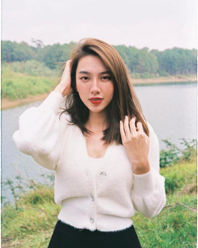 nhan-sac-doi-thuong-va-thuo-moi-vao-showbiz-cua-tan-miss-grand-international-2021-thuy-tien-lieu-co-lung-linh-20-ngoisaovn-w1080-h1350 6 nhan-sac-doi-thuong-va-thuo-moi-vao-showbiz-cua-tan-miss-grand-international-2021-thuy-tien-lieu-co-lung-linh-20-ngoisaovn-w1080-h1350 6