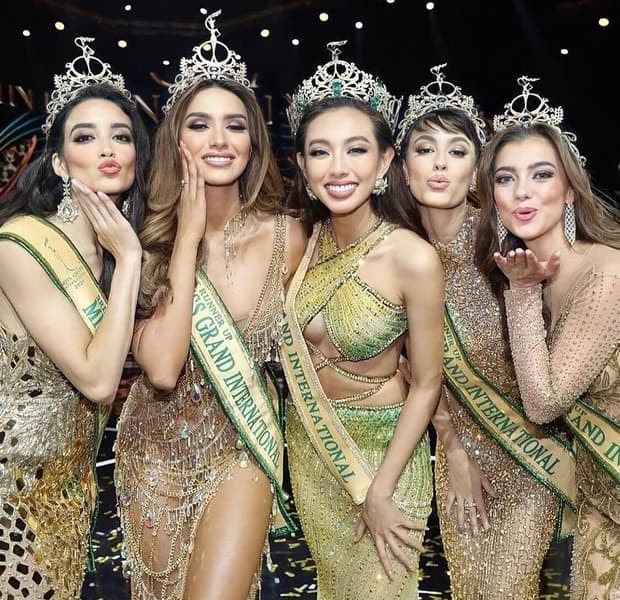 thuy-tien-dang-quang-miss-grand-international-2021-dan-a-hau-lieu-co-phuc-1-ngoisaovn-w620-h600 2