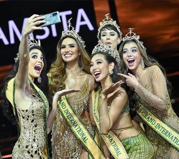 thuy-tien-dang-quang-miss-grand-international-2021-dan-a-hau-lieu-co-phuc-2-ngoisaovn-w620-h550 1