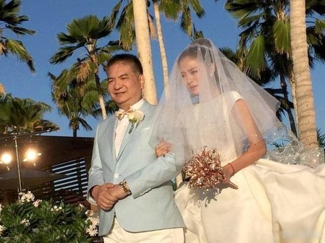 Lấy đại gia để 'trả thù' Từ Hy Viên, 'Triệu Mẫn' An Dĩ Hiên lại đón tin dữ khi báo Hong Kong tiết lộ CEO Trần Vinh Luyện bị truy tố  6