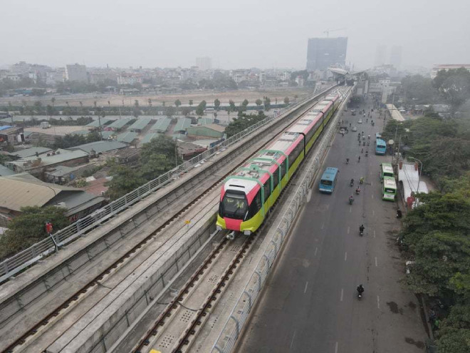 Chạy thử tàu metro Nhổn - ga Hà Nội tốc độ tối đa 80km/h - 1