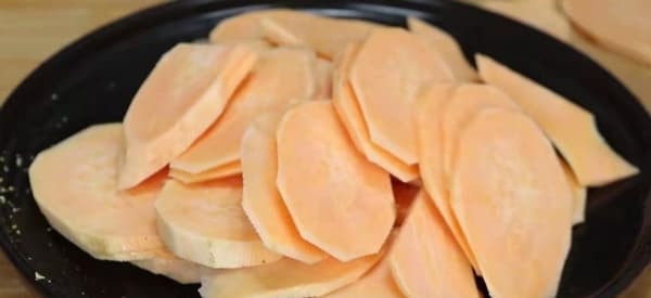 banh-khoai-lang (1).jpg 1