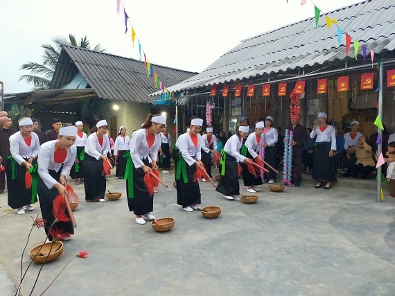 Điệu múa Mỡi là một phần trong cuộc sống của người Mường