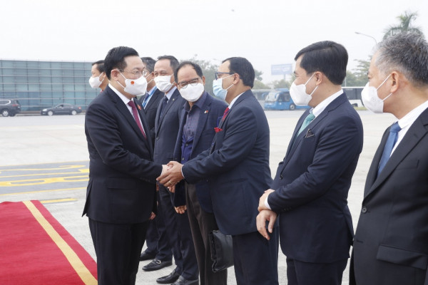 Chủ tịch Quốc hội Vương Đình Huệ lên đường thăm chính thức Hàn Quốc, Ấn Độ -0