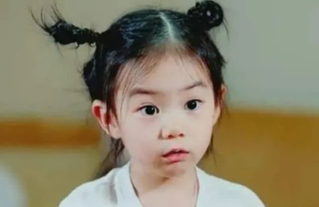 Từng bị ném đá vì nghi ngờ 'giật bồ' An Dĩ Hiên, giờ cô và Lee Seung Hyun lại trở thành cặp vợ chồng được yêu thích nhất vì thiên thần nhỏ 'vạn người mê' này 7