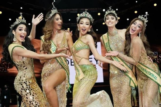 hoa-hau-thuy-tien-lan-dau-tiet-lo-li-do-chua-co-nguoi-yeu-doi-thu-mot-thoi-tiet-lo-dieu-dang-quy-nhat-cua-nang-hau-11-ngoisaovn-w700-h466 2