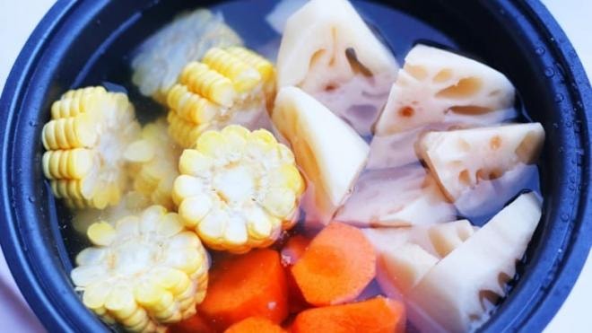  canh sườn non củ sen 11