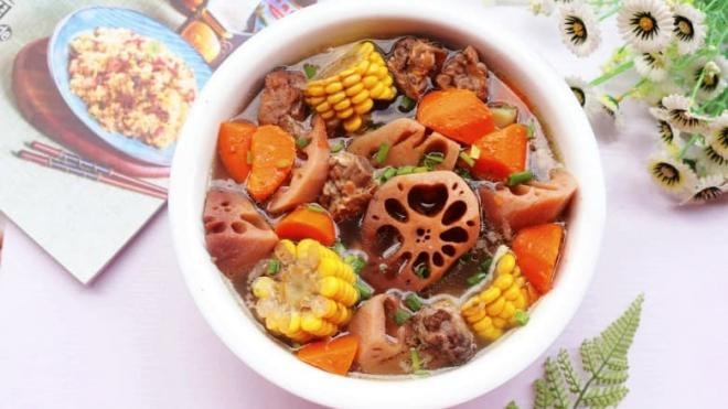  canh sườn non củ sen 4