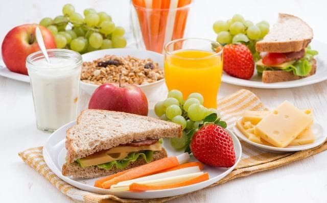 dậy quá sớm có hại hơn thức khuya 0
