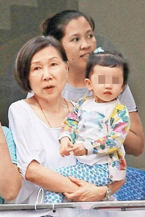 Bố chồng Dương Mịch lên chia sẻ về tình trạng Tiểu Gạo Nếp gần đây, cư dân mạng: 'Lại nhắc khéo con dâu đấy à?' 6