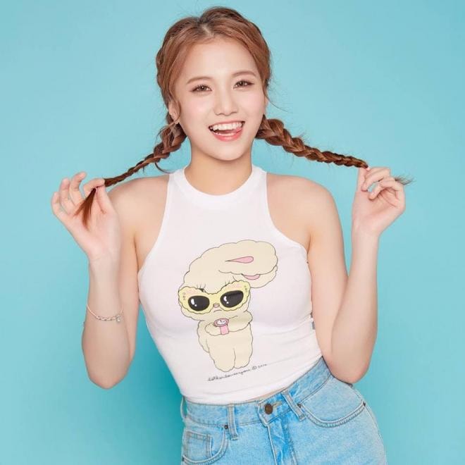 emma-nhat-khanh-la-ai-tieu-su-su-nghiep-doi-tu-cua-nu-ca-si-837cf6f9.jpg 1