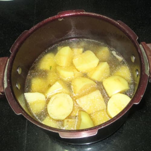 cách nấu canh xương khoai tây  1