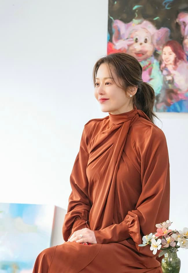 Á hậu Go Hyun Jung khiến Knet khóc ngất khi xung phong lấy túi Hermes gần nửa tỷ của mình cho cảnh quay nữ chính 'phát cuồng' trong phim: 'Chị không xót nhưng em nhìn xót lắm'  3