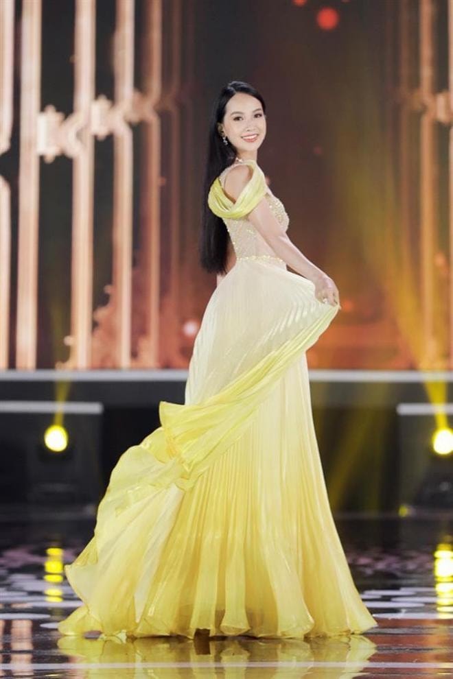 top-5-hoa-hau-viet-nam-2020-pham-thi-phuong-quynh-len-tieng-khi-bi-nghi-la-22tra-xanh22-trong-drama-dang-lan-truyen-3-ngoisaovn-w666-h1000 2 top-5-hoa-hau-viet-nam-2020-pham-thi-phuong-quynh-len-tieng-khi-bi-nghi-la-22tra-xanh22-trong-drama-dang-lan-truyen-3-ngoisaovn-w666-h1000 2