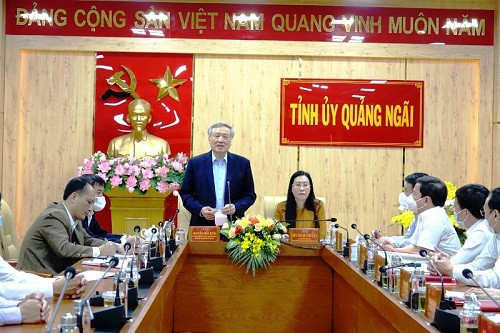 uy-vien-bo-chinh-tri-chanh-an-tandtc-nguyen-hoa-binh-phat-bieu-tai-buoi-lam-viec-w500-h333.jpg