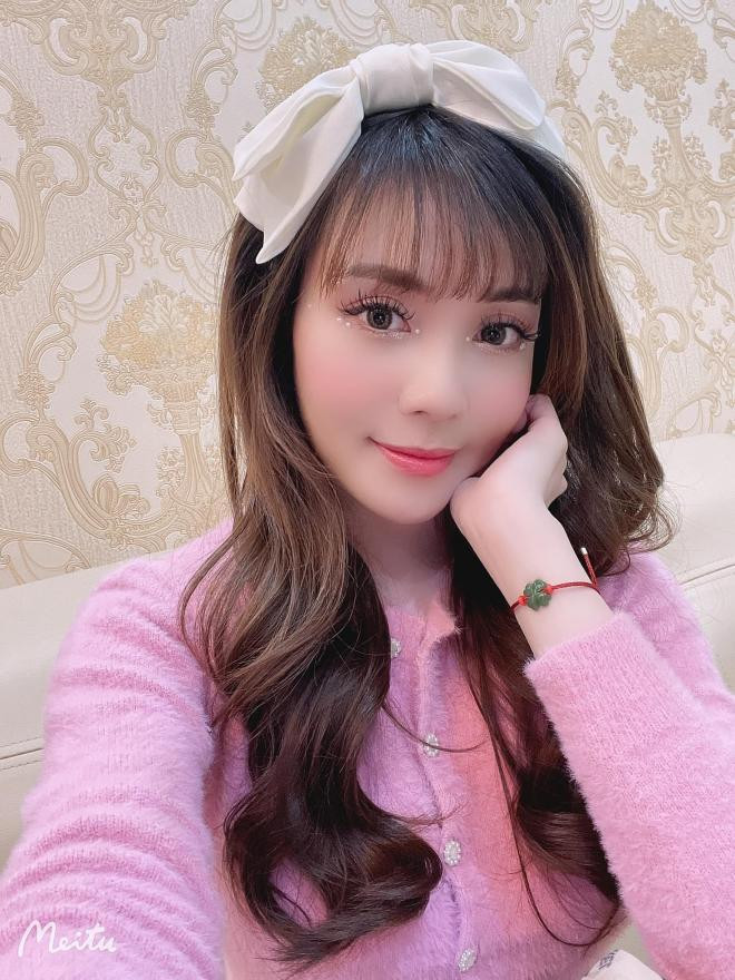 âu hà my bụng to bất thường 0 âu hà my bụng to bất thường 0