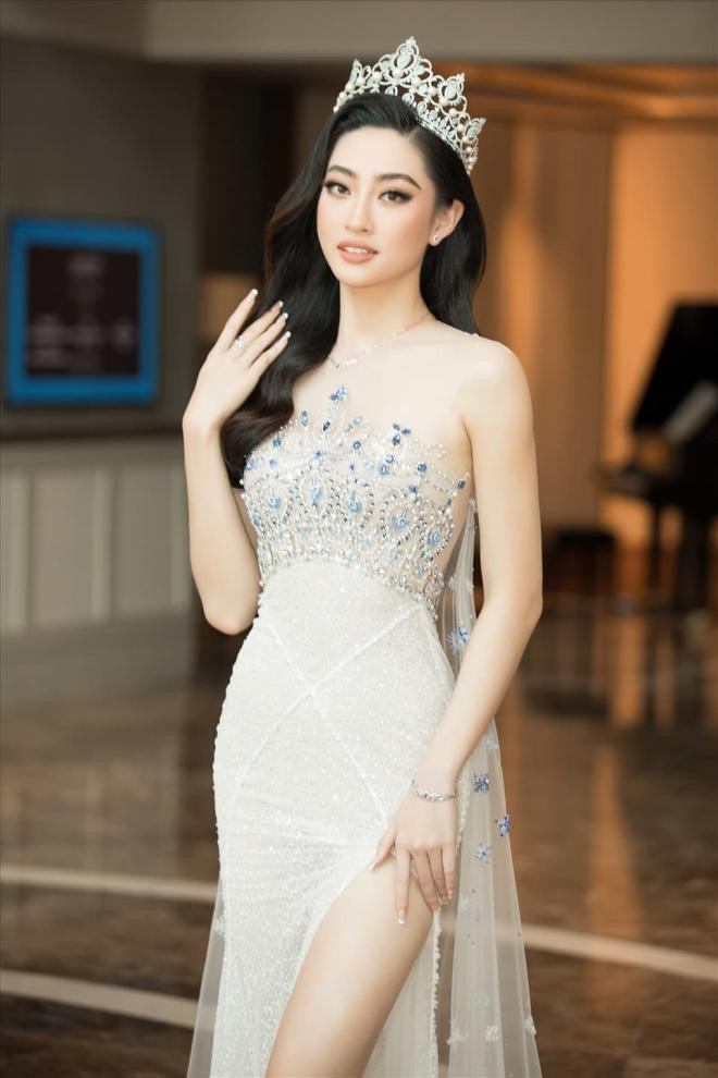 HOA-HAU-LUONG-THUY-L.jpg 0