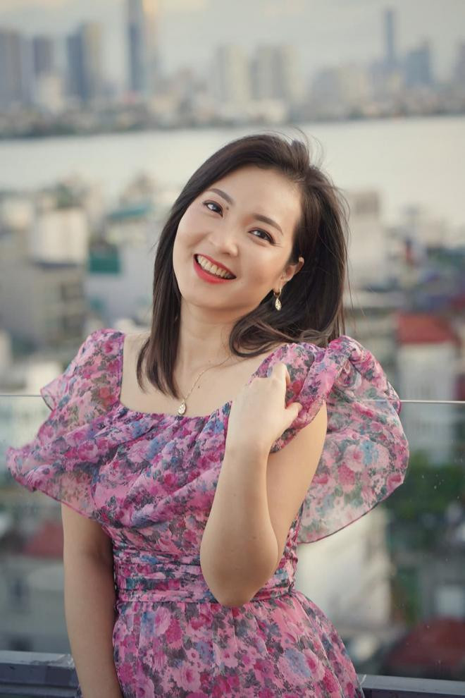 nhan-sac-doi-thuong-cua-btv-thay-the-hoai-anh-dan-thoi-su-19h-lieu-co-dinh-8-ngoisaovn-w1000-h1500 1 nhan-sac-doi-thuong-cua-btv-thay-the-hoai-anh-dan-thoi-su-19h-lieu-co-dinh-8-ngoisaovn-w1000-h1500 1