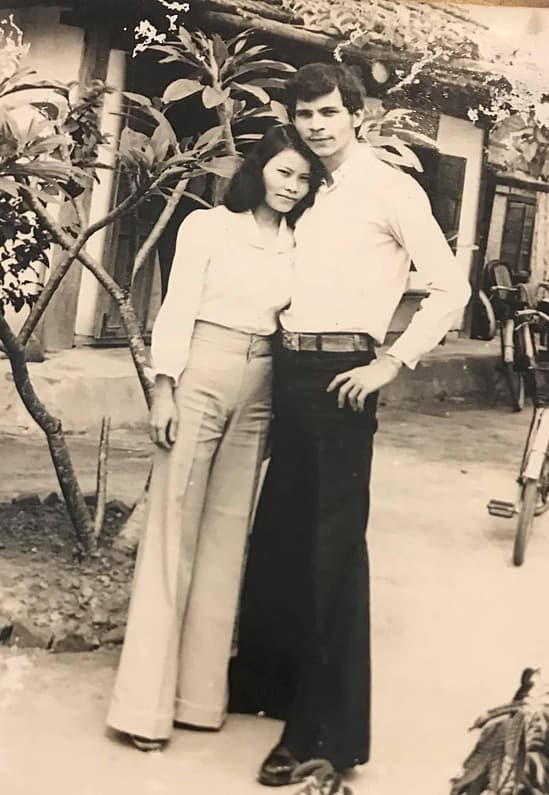 ngam-nhan-sac-bo-me-ho-ngoc-ha-vao-40-nam-truoc-ai-nay-moi-hieu-vi-sao-con-chau-deu-dep-deu-2-ngoisaovn-w549-h795 3 ngam-nhan-sac-bo-me-ho-ngoc-ha-vao-40-nam-truoc-ai-nay-moi-hieu-vi-sao-con-chau-deu-dep-deu-2-ngoisaovn-w549-h795 3