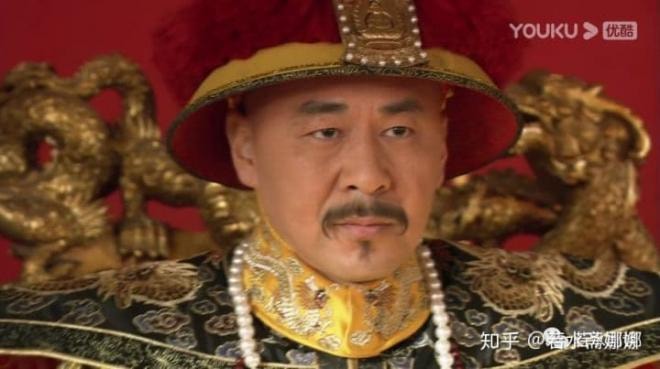 Chân Hoàn truyện: Ung Chính chọn thê thiếp, tại sao thái hậu lại chỉ tạt trà rồi ném mèo vào chân Chân Hoàn? 0