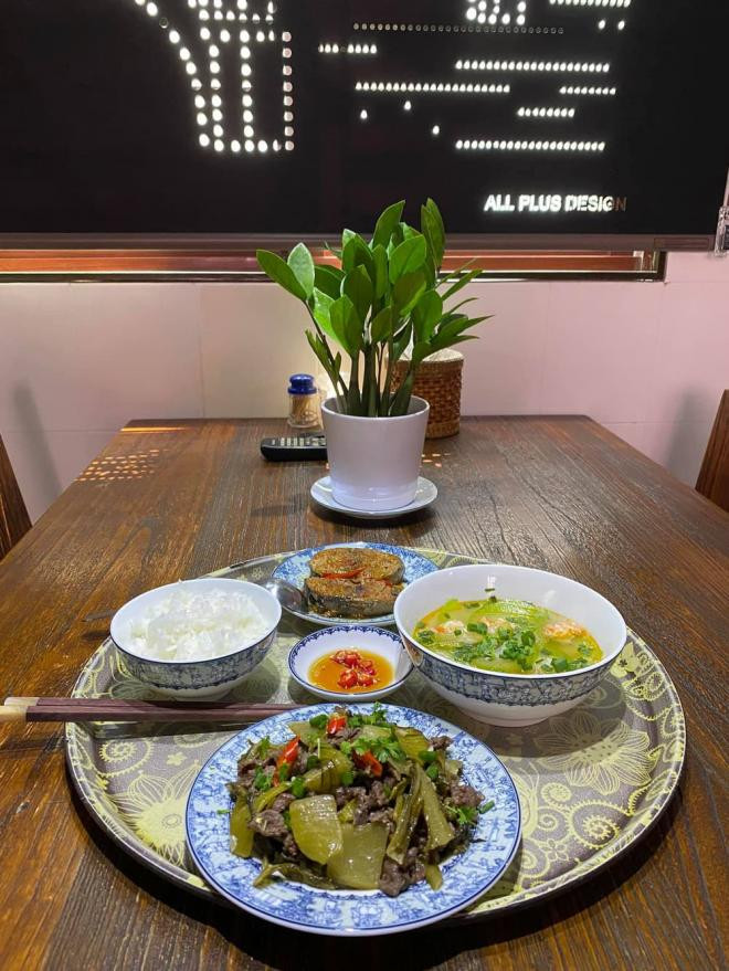 Ngôi nhà khang trang, đầy đủ tiện nghi và cuộc sống một mình ở tuổi U60 của ca sĩ Quang Linh 3
