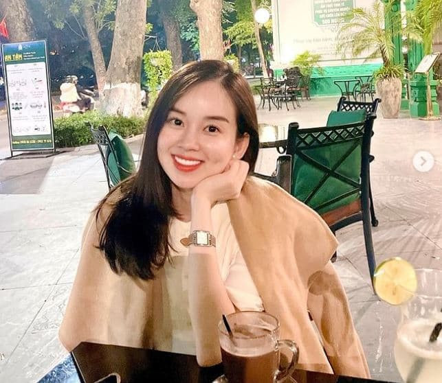 Ly Kute trẻ trung  3