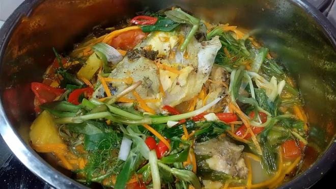 canh cá dưa chua  2