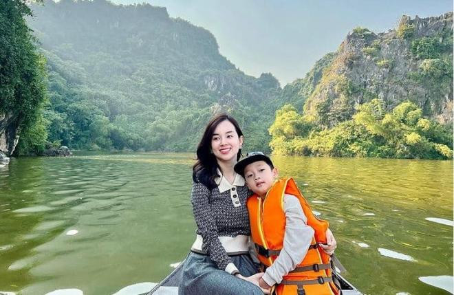 Ly Kute trẻ trung  2